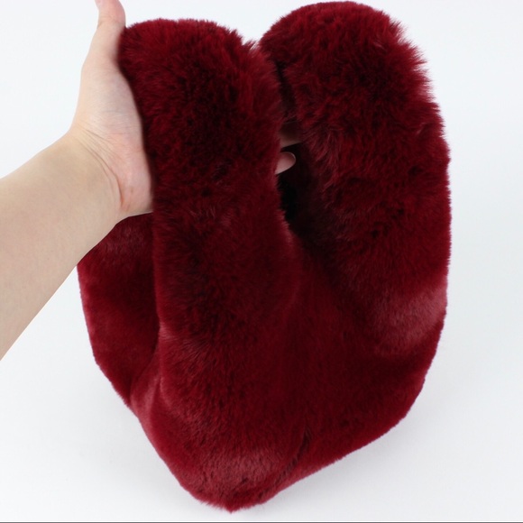 •SOLD• Free People Faux Fur Grab Tote Bag - Picture 4 of 7